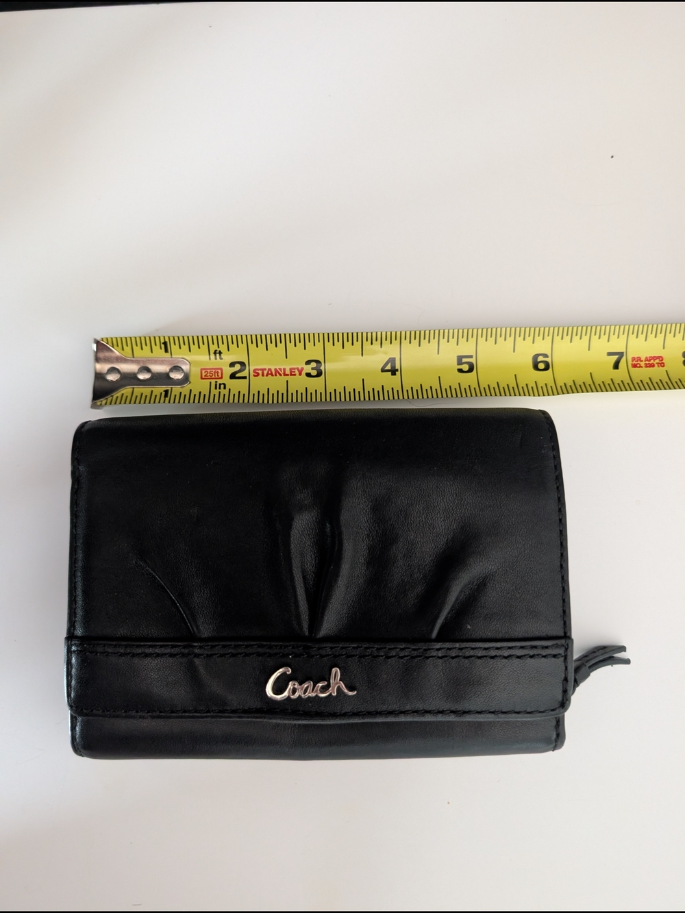 Coach Vintage Soho Black Leather Compact Wallet - Picture 11 of 11